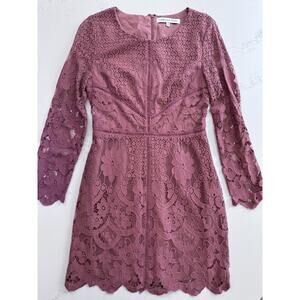 Cupcakes and Cashmere Dress Women’s Size 4 Lace Deco Rose Pink Fitted Lined